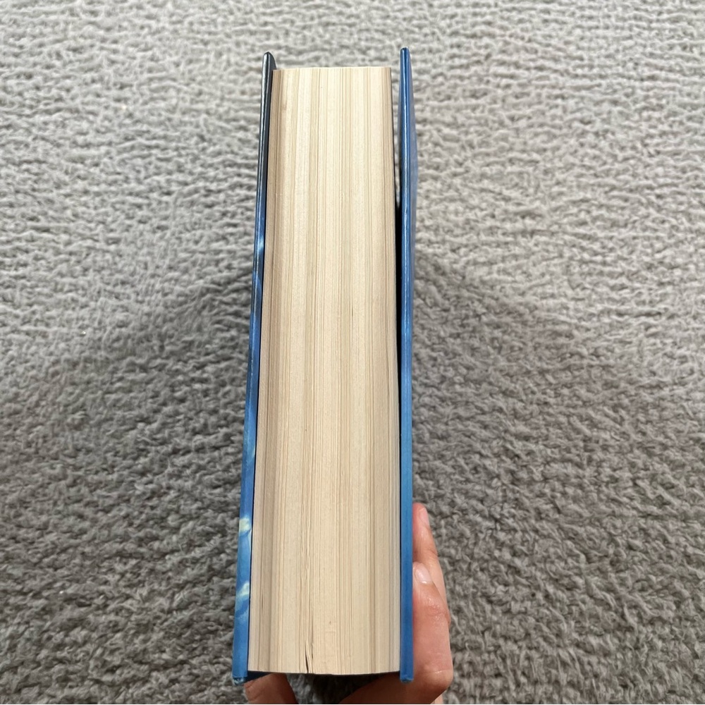 Harry Potter and the Order of the Phoenix Book - Picture 3 of 10